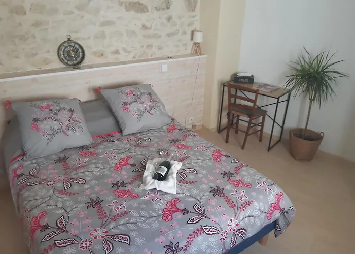 Privee Bed & Breakfast